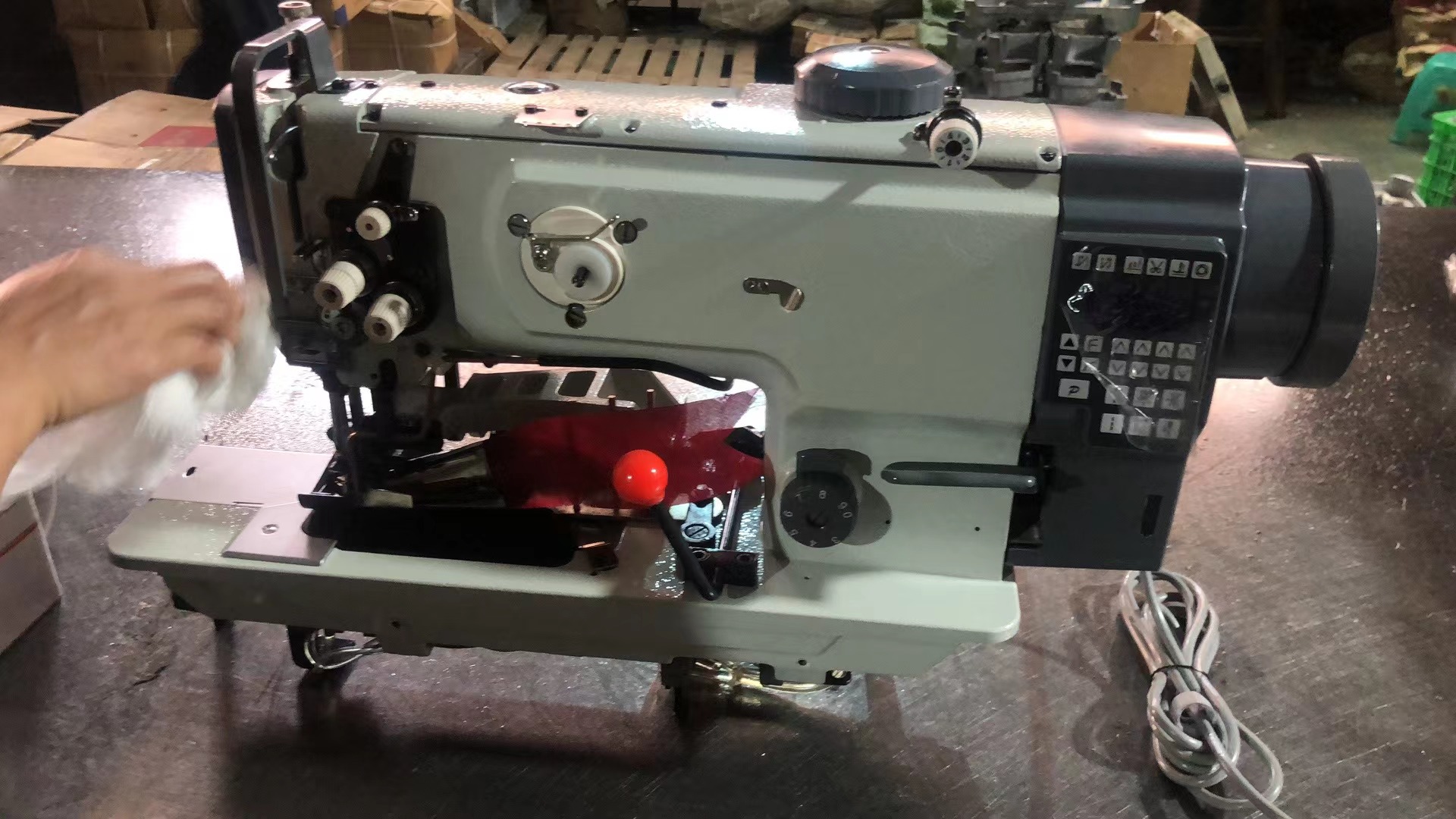 Máquina de Costura Industrial  - Sewing Industry avaliação e preço